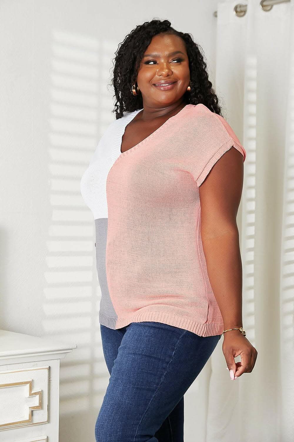 Color block v-neck knit top - Love Salve